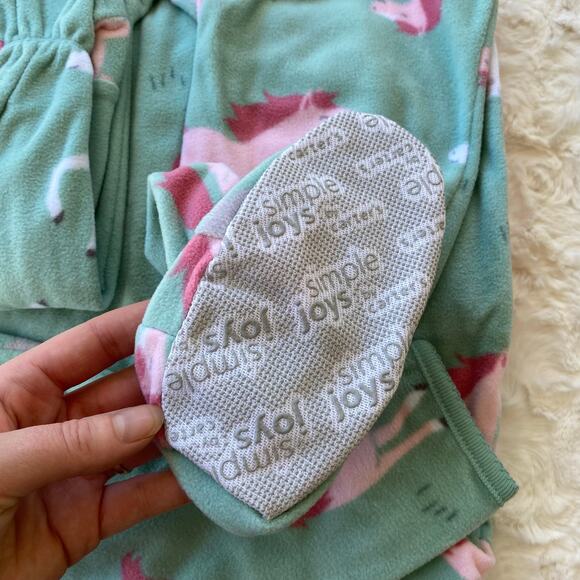 Simple Joys by Carter's Girls 2-Pack Loose-Fit Fleece Footed Pajamas Size 4 - Picture 7 of 10